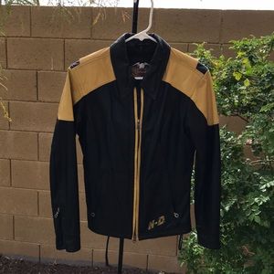 Womens small leather Harley Davidson jacket, hardly used.